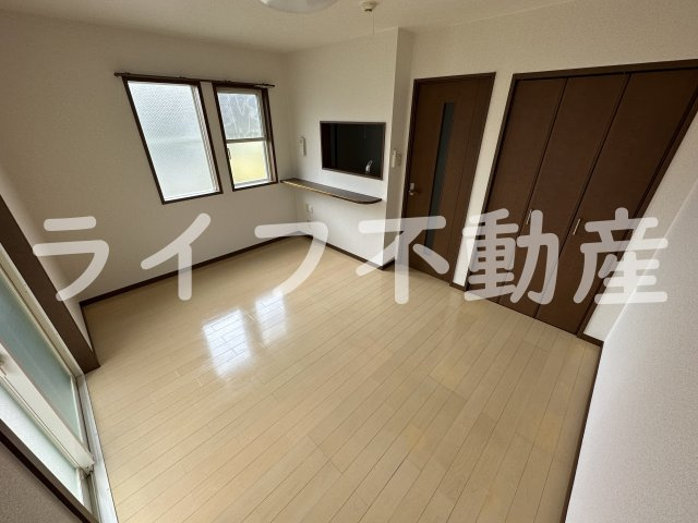 フジパレスフォンターナ１番館の居間・リビング|こちらのリビングで趣味の時間をお楽しみください