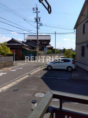 コンシェルジュ Ａの駐車場
