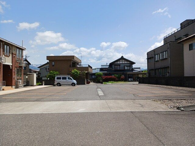 ヴィラ清瀧　Ｄの駐車場