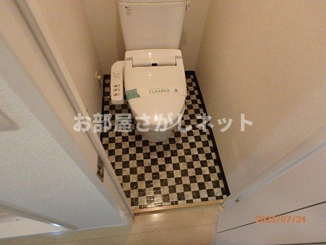 ステージファースト三軒茶屋Ⅱ【おとり物件なし】#学生・社会人にオススメ！初期費用分割払いOK！のトイレ