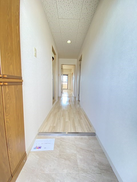 メルクマール大西の玄関