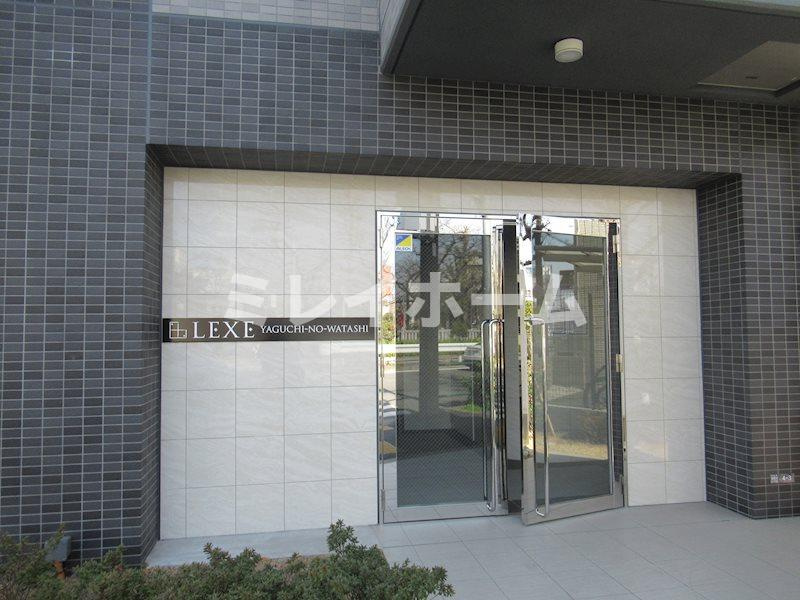 LEXE矢口渡のエントランス