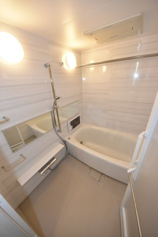 大阪市西区江戸堀３丁目の賃貸マンションの浴室