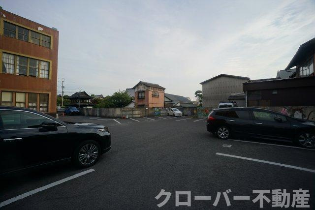 京都みやびの駐車場