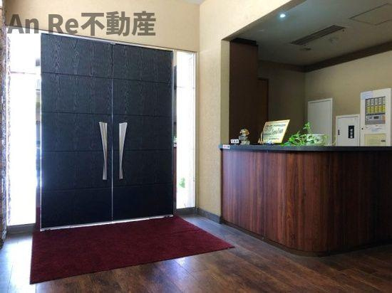 ペンタエマーブルの玄関