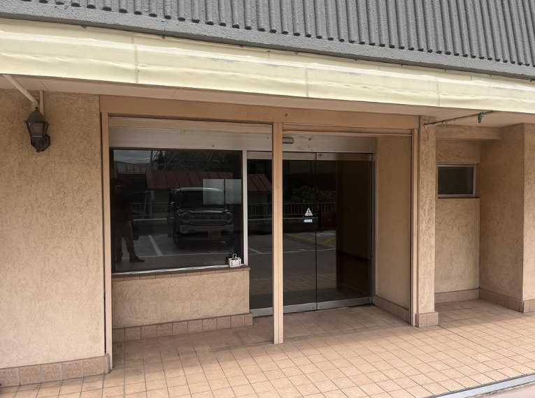 マンション代田橋のエントランス