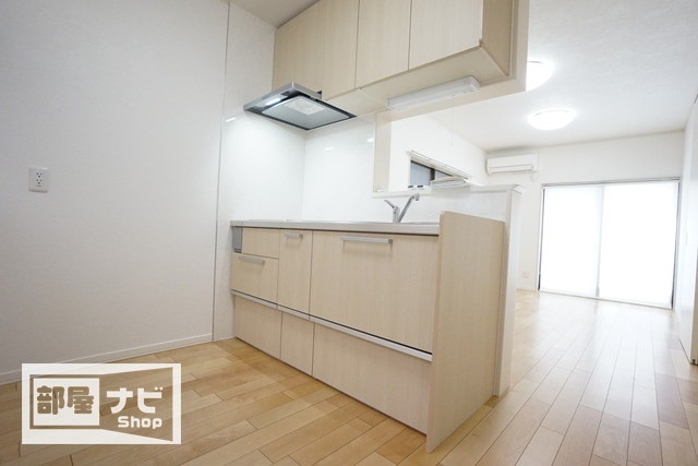 楠上町一戸建岡内邸のキッチン|キッチン