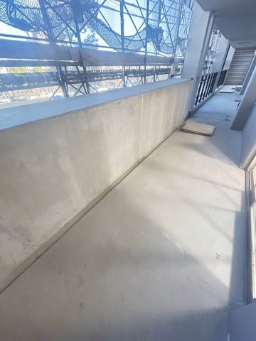 ラフィエスタ新神戸のバルコニー