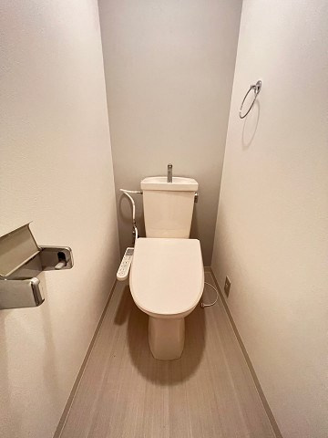 尼崎市南武庫之荘７丁目の賃貸マンションのトイレ|トイレもきれいです