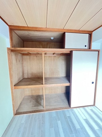 尼崎市南武庫之荘７丁目の賃貸マンションのその他|たっぷりとした収納スペースです