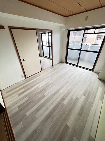 尼崎市南武庫之荘７丁目の賃貸マンションの寝室|ゆとりの広さです