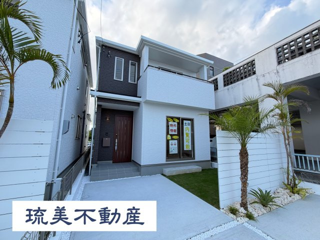 宜野湾市上原1丁目（全4棟）D号棟