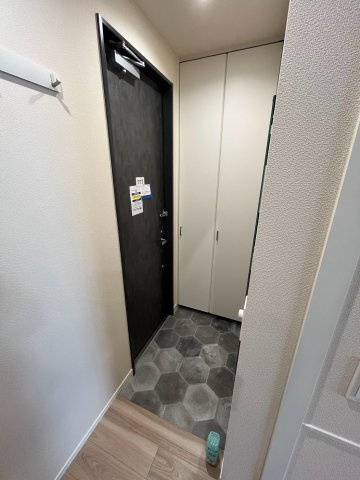 La vita西宮北口の玄関