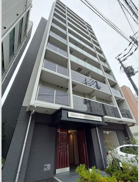 エスリード南森町ラグシスの外観