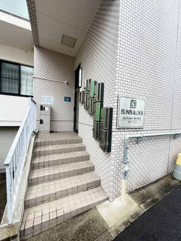 サンビルダー六甲ウエストのエントランス