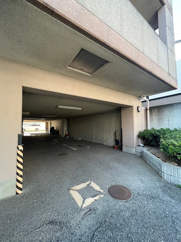 グランディール湊川の外観