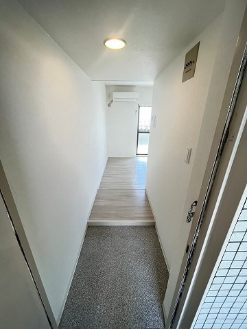 レジデンシア甲子園口（天道町）の玄関