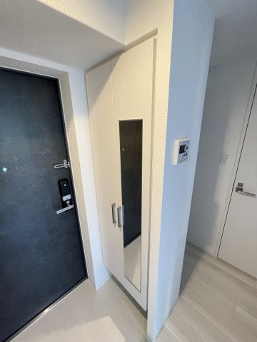 エスリード神戸ハーバークロスの玄関