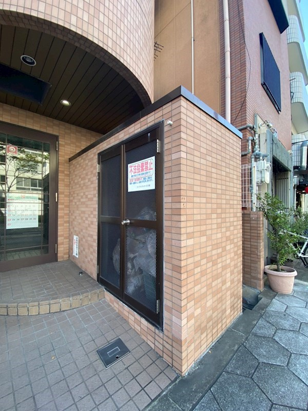 大阪市浪速区大国３丁目の賃貸マンションの外観