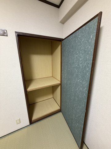アメニティつるみやの収納