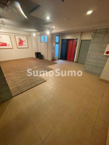 ベルシモンズ谷町のロビー