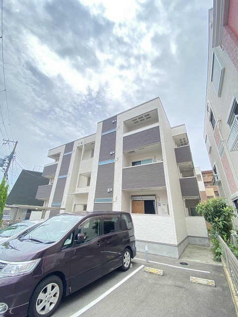 尼崎市昭和南通９丁目のアパート