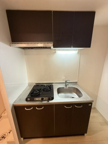 大阪市浪速区桜川２丁目の賃貸マンションのキッチン