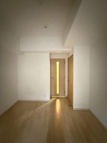大阪市浪速区桜川２丁目の賃貸マンションの居間・リビング