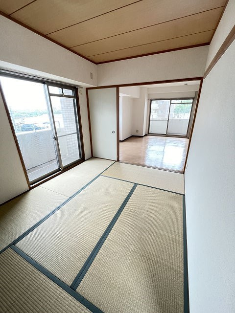 尼崎市常光寺１丁目の賃貸マンションの和室