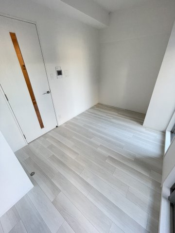 神戸市兵庫区永沢町４丁目の賃貸マンションの居間・リビング