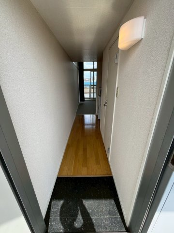 レオパレスOnthewingの玄関