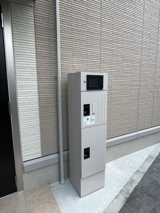 GRAND D-room御器所のロビー