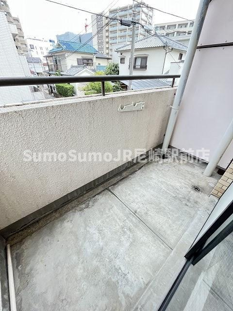 アメニティ塚口（塚口本町1丁目）のバルコニー