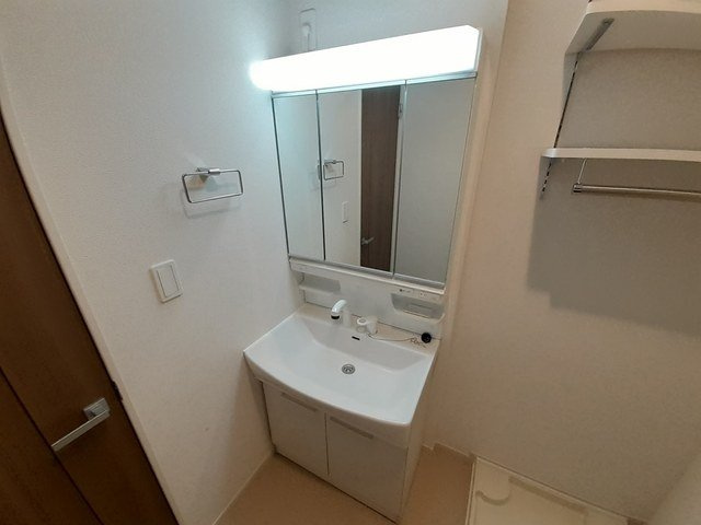 サンセールＡＨの洗面所|忙しい朝には欠かせない洗面所です