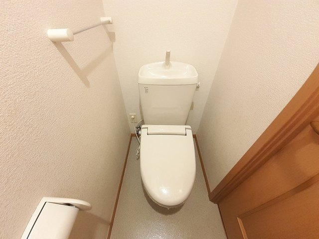 フォンテーヌ・カーサのトイレ|落ち着いたトイレです