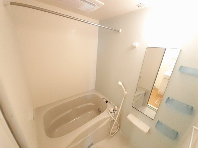 プラシードつくばＡの浴室|コンパクトで使いやすいお風呂です