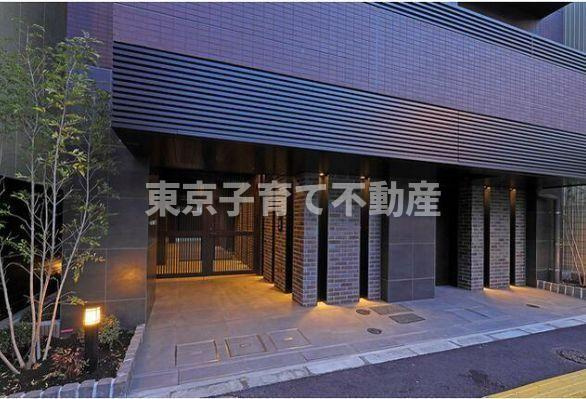 ＧＲＡＮＳＩＴＥ東大前のエントランス
