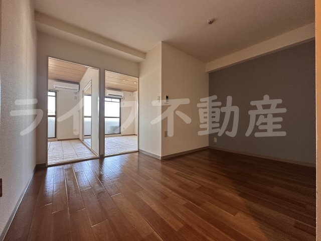 五百石マンションの居間・リビング