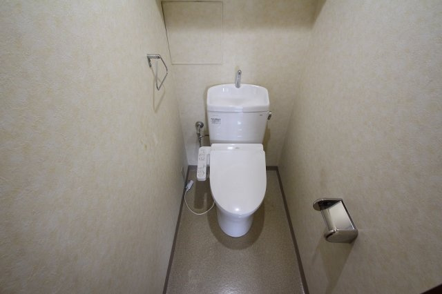 野村ステイツ小牧のトイレ|シンプルで使いやすいトイレです！