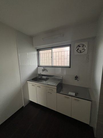 兵住グランドコート市役所前のキッチン