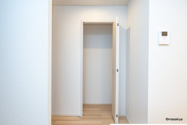 グラン・クオーツのキッチン|写真は同じ建築会社の近いタイプです。色、仕様は異なります。