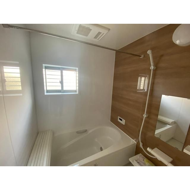 笠屋町戸建B棟の浴室