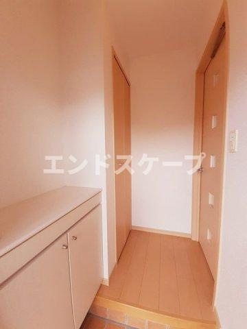 ノーヴァの玄関|高崎、前橋のお部屋探しはエンドスケープまで！お客様の理想お聞かせ下さい♪