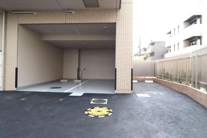 サンジョイアゼロの駐車場