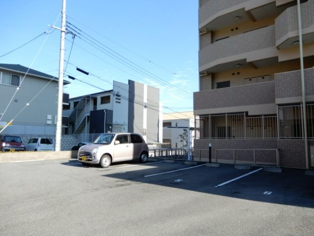 St.HILLSの駐車場