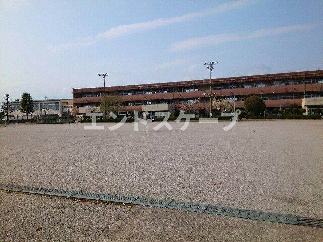 エテルナ　Ｄの周辺|高崎市立吉井西小学校まで1300m
高崎、前橋のお部屋探しはエンドスケープまで！お客様の理想お聞かせ下さい♪