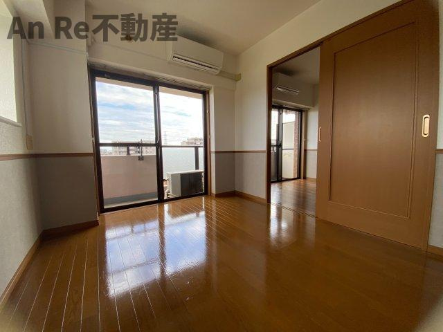 アビテ東川口の洋室