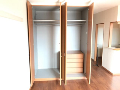 【収納】 | エスベランサⅡ | クローゼット内部