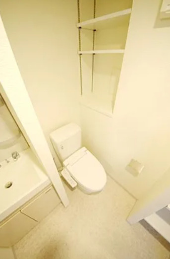S-RESIDENCE新御徒町Westのトイレ