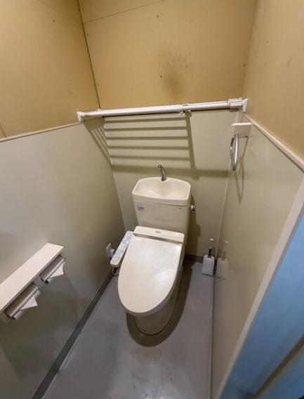 川口市末広３丁目の倉庫